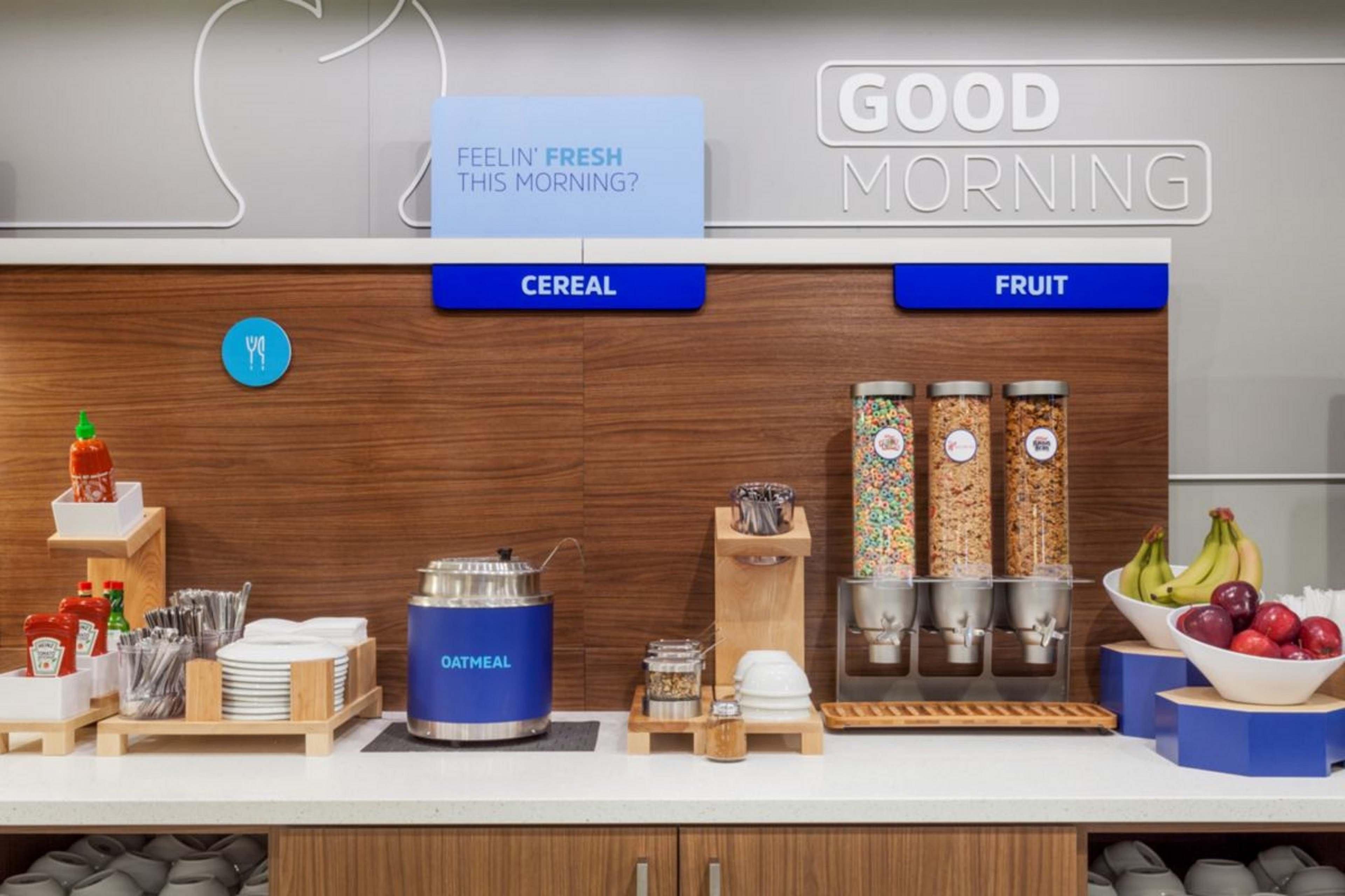 Holiday Inn Express Niles By Ihg Buitenkant foto