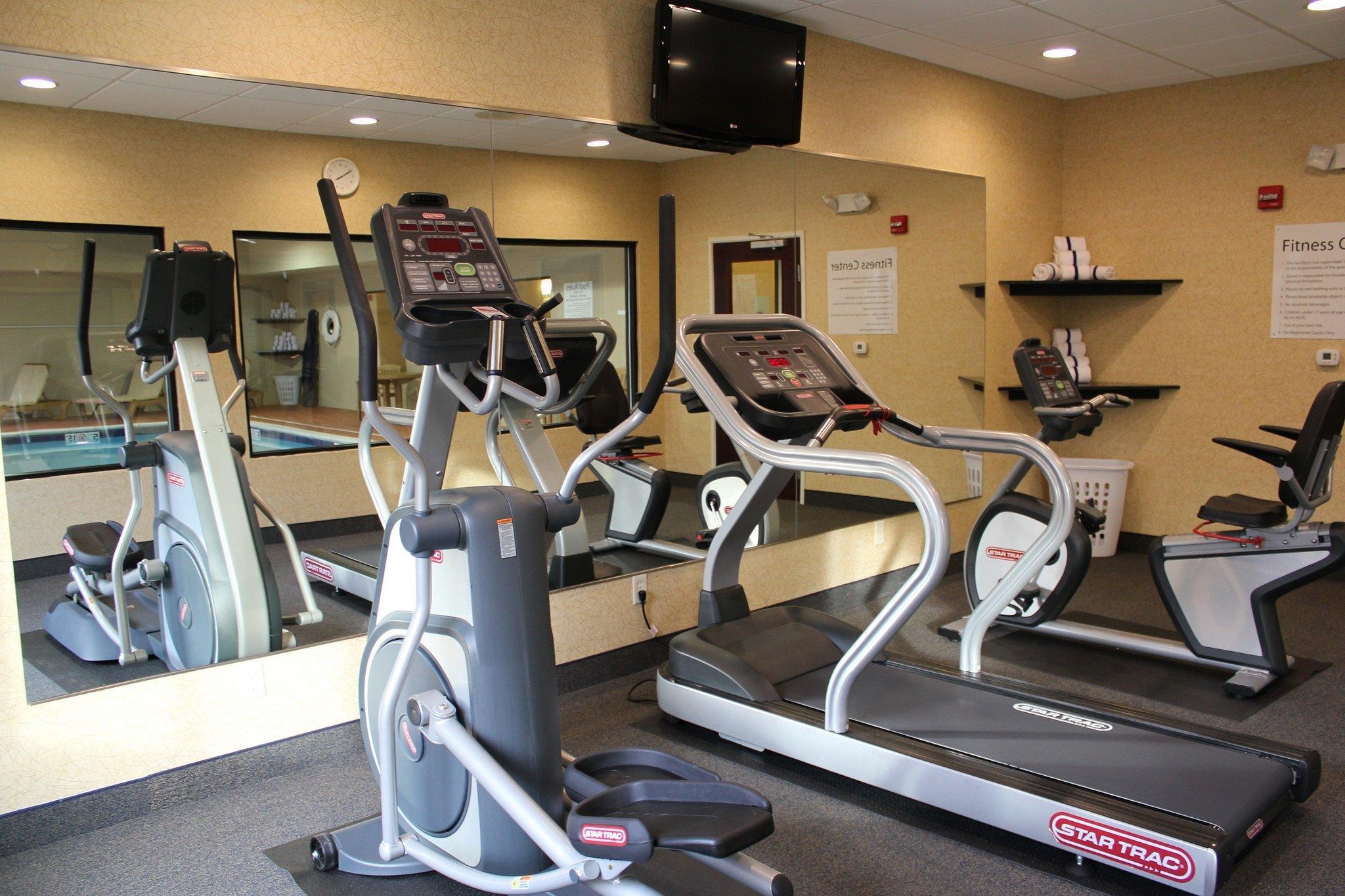 Holiday Inn Express Niles By Ihg Faciliteiten foto