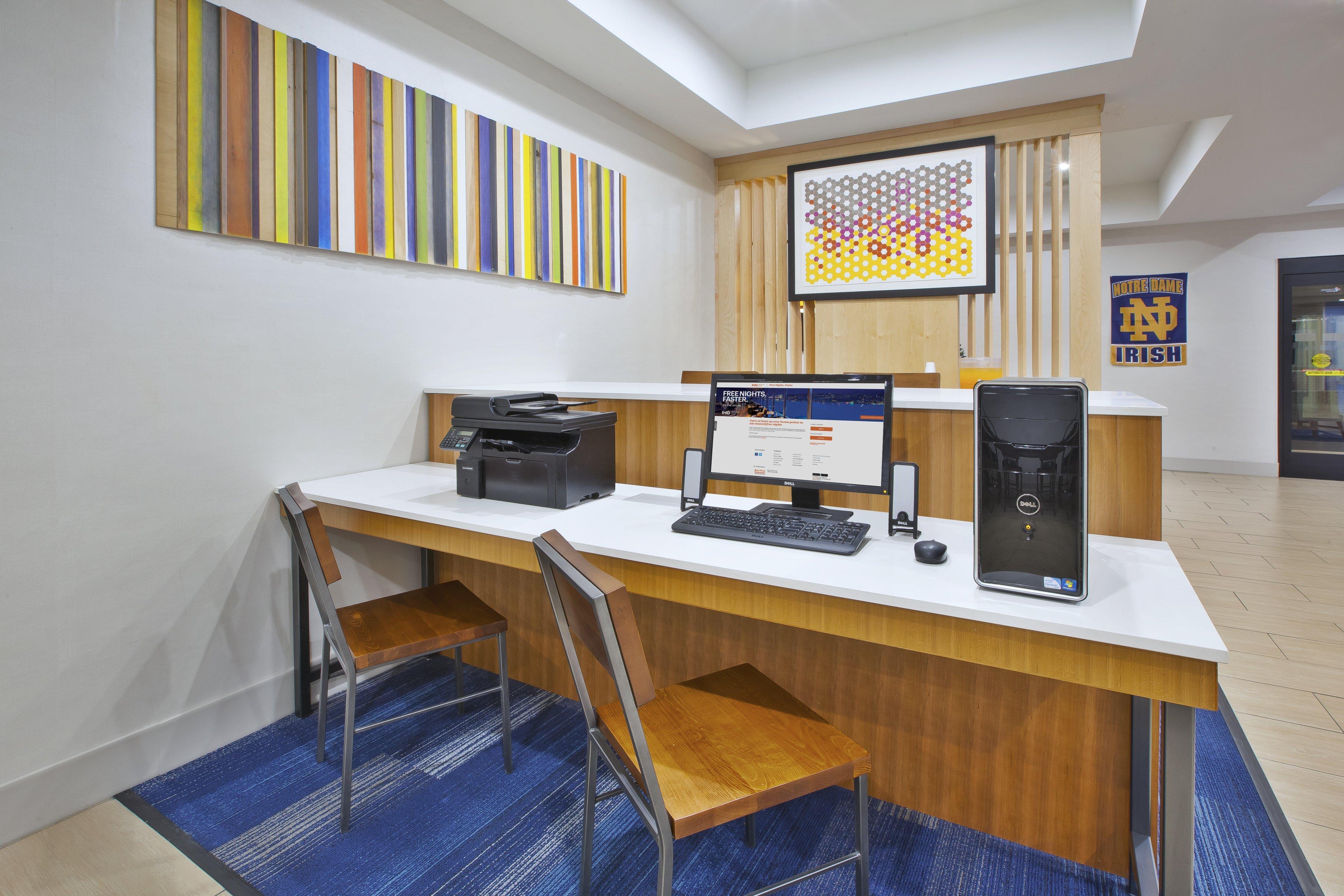 Holiday Inn Express Niles By Ihg Buitenkant foto