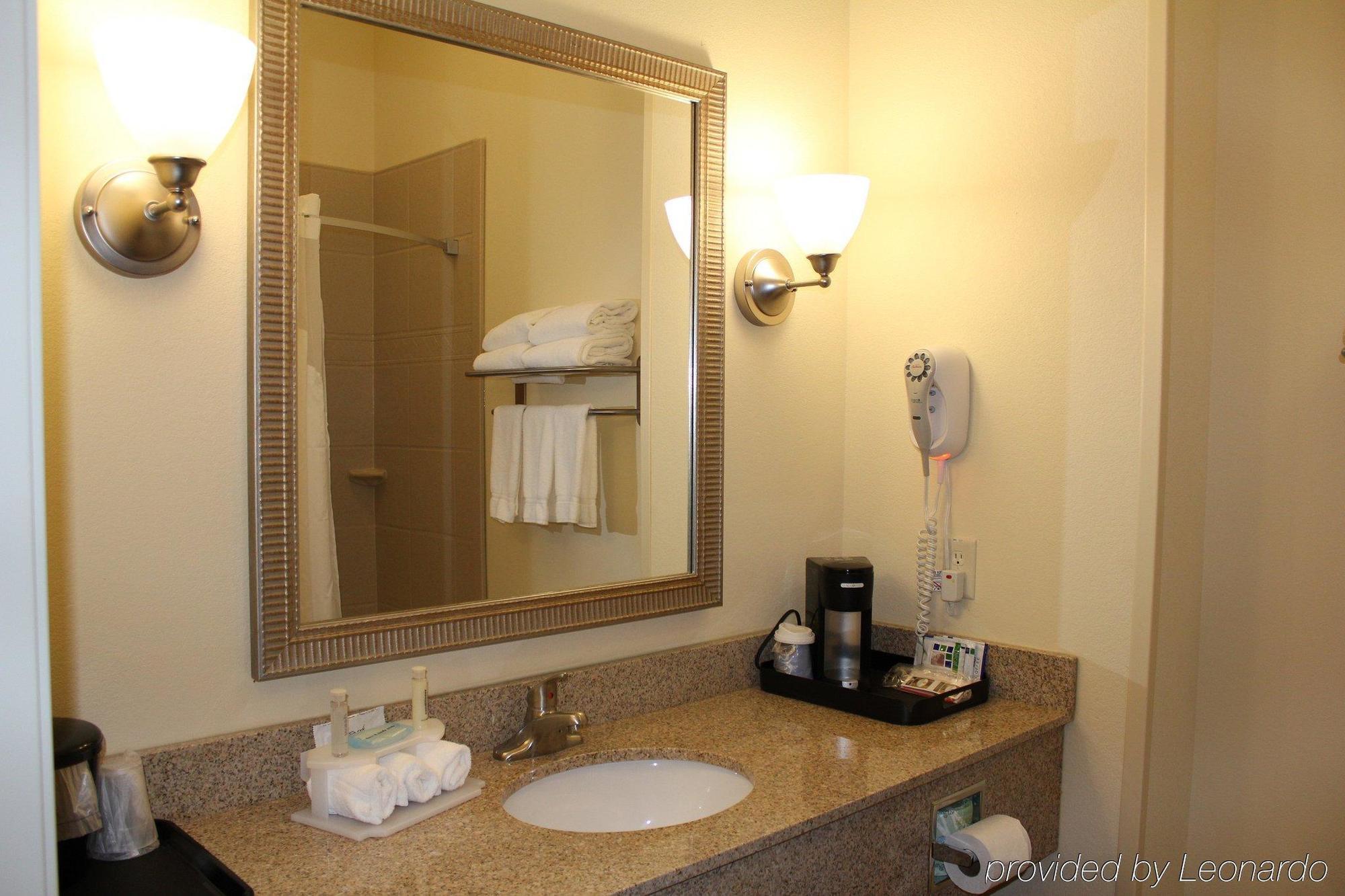 Holiday Inn Express Niles By Ihg Kamer foto