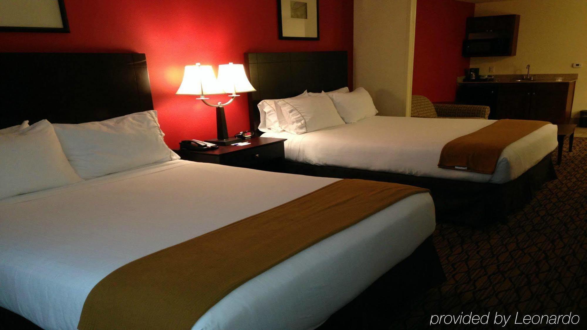 Holiday Inn Express Niles By Ihg Buitenkant foto