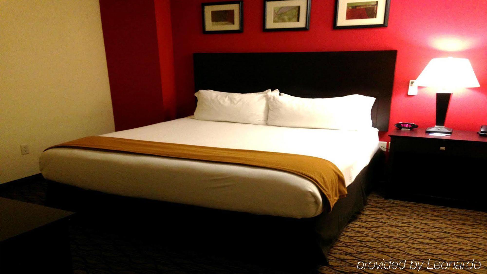Holiday Inn Express Niles By Ihg Buitenkant foto